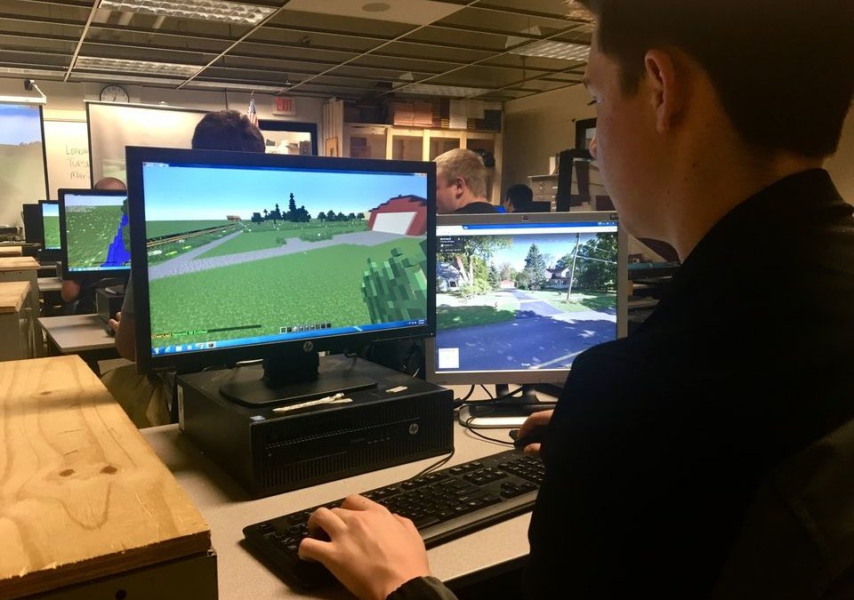 Minecraft helps build young engineers at Michigan high school