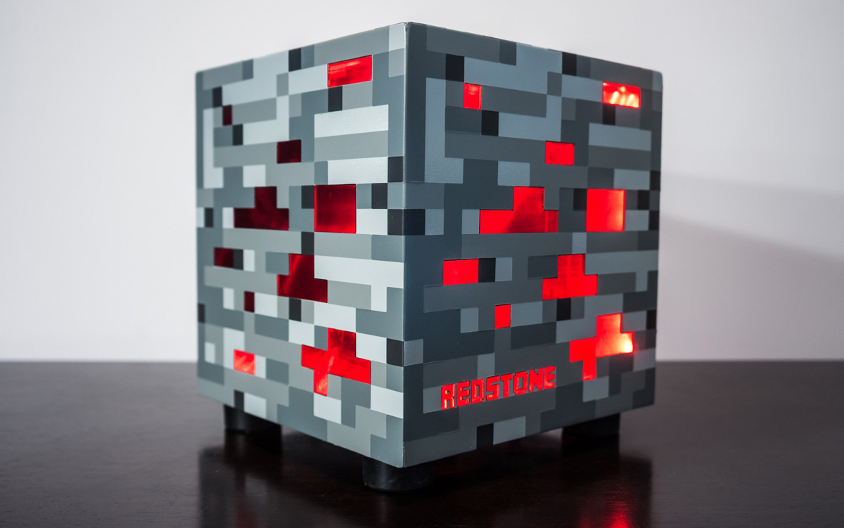 Custom ‘Minecraft’ PC is more than a skin-deep tribute | Stone Marshall ...